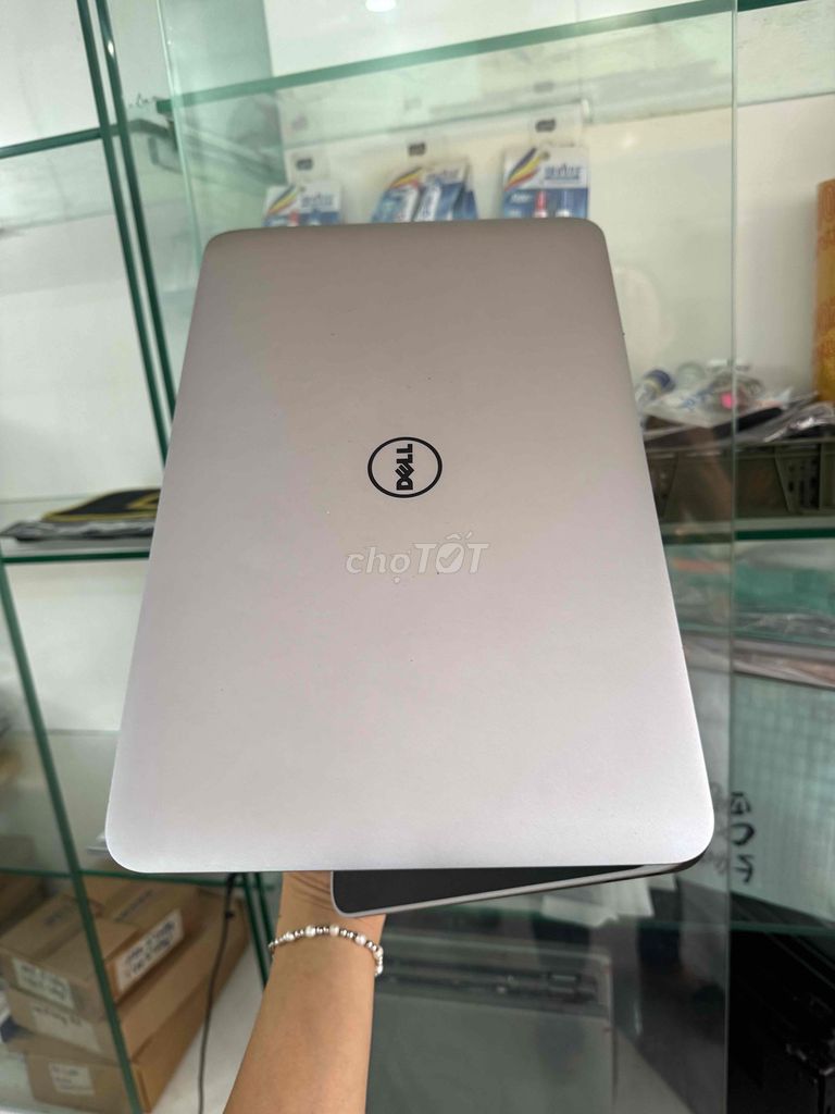 Dell XPS 13 i5 Cảm ứng 8GB/256GB Đã qua sử dụng. Mua bán Laptop tại Quận Tân Bình Tp Hồ Chí Minh được đăng bởi laptop cũ thanh lý  hình 1