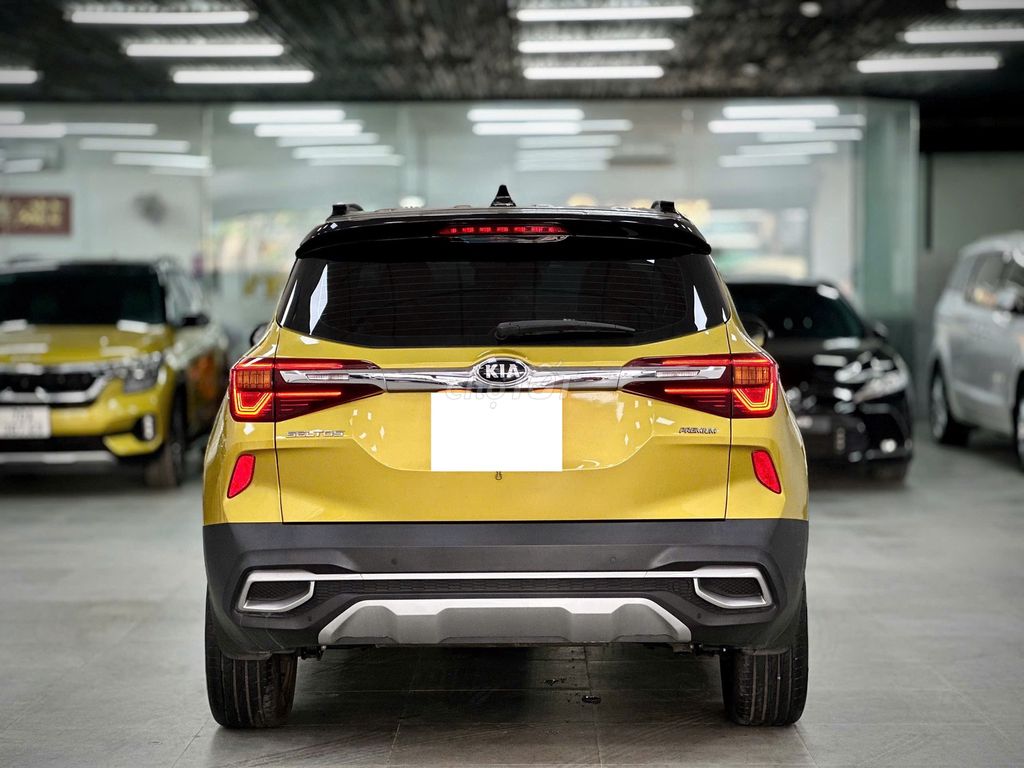 Kia Seltos 2020 1.6AT Premium - 22000 km. Mua bán Ô tô tại Thành phố Thủ Đức Tp Hồ Chí Minh được đăng bởi Kim Ngân Xe Lướt hình 4