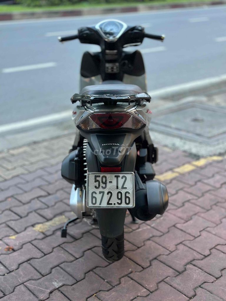 Рассрочка 0% - Honda SH Mode 2023 Серый Цемент