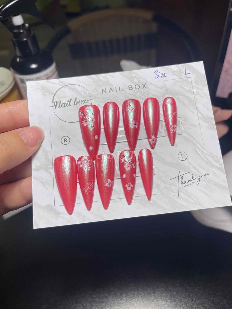 Móng giả nữ nhựa Đỏ size L. Mua bán Phụ kiện thời trang khác tại Quận Hải An Hải Phòng được đăng bởi QueenNailbox hình 1
