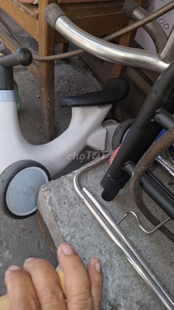 Ghế trẻ em Kim loại Vải Đa màu. Mua bán Mẹ và bé tại Quận 4 Tp Hồ Chí Minh được đăng bởi  mr thắng second  hình 1
