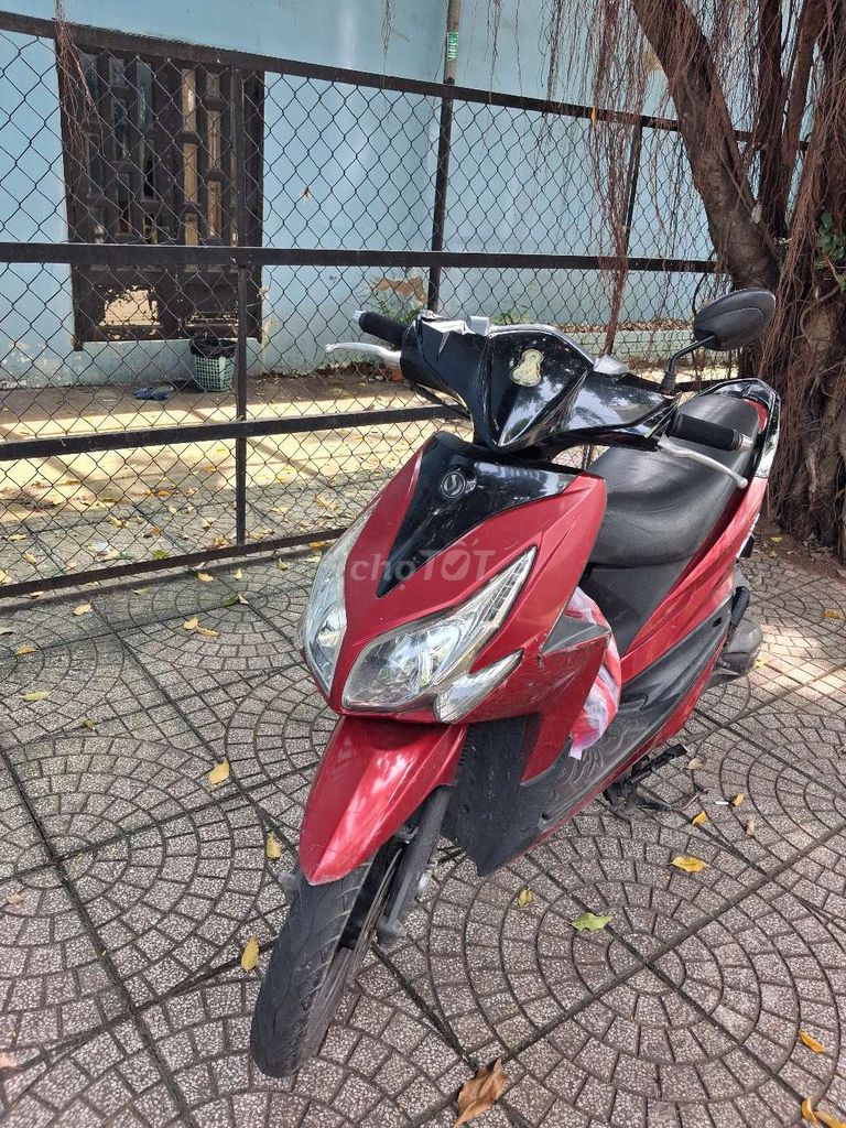 Xe máy màu Đỏ đã sử dụng. Mua bán Xe máy tại Quận 6 Tp Hồ Chí Minh được đăng bởi Ngan Bao hình 1