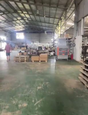 Bán gấp nhà xưởng trên đất 1900m2 đường lớn tại Đức Hoà Thượng,Long An. Mua bán văn phòng, mặt bằng kinh doanh tại Huyện Đức Hòa Long An được đăng bởi Chợ Địa Ốc