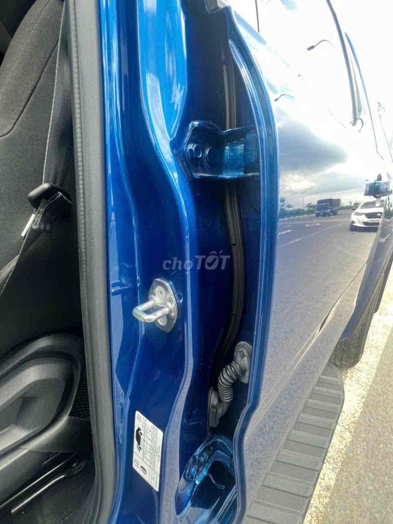 Ford Ranger 2022 XLS 2.2L 4x2 MT - 71000 km. Mua bán Ô tô tại Thành phố Mỹ Tho Tiền Giang được đăng bởi Luu Do Nhat Quynh hình 6