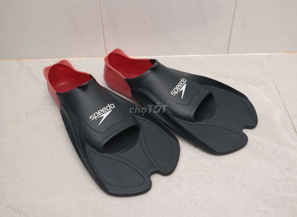 Chân vịt bơi Speedo Đen, Đỏ size 35-36 Nhật Bản. Mua bán Đồ thể thao, Dã ngoại tại Quận 6 Tp Hồ Chí Minh được đăng bởi Quoc Anh hình 1