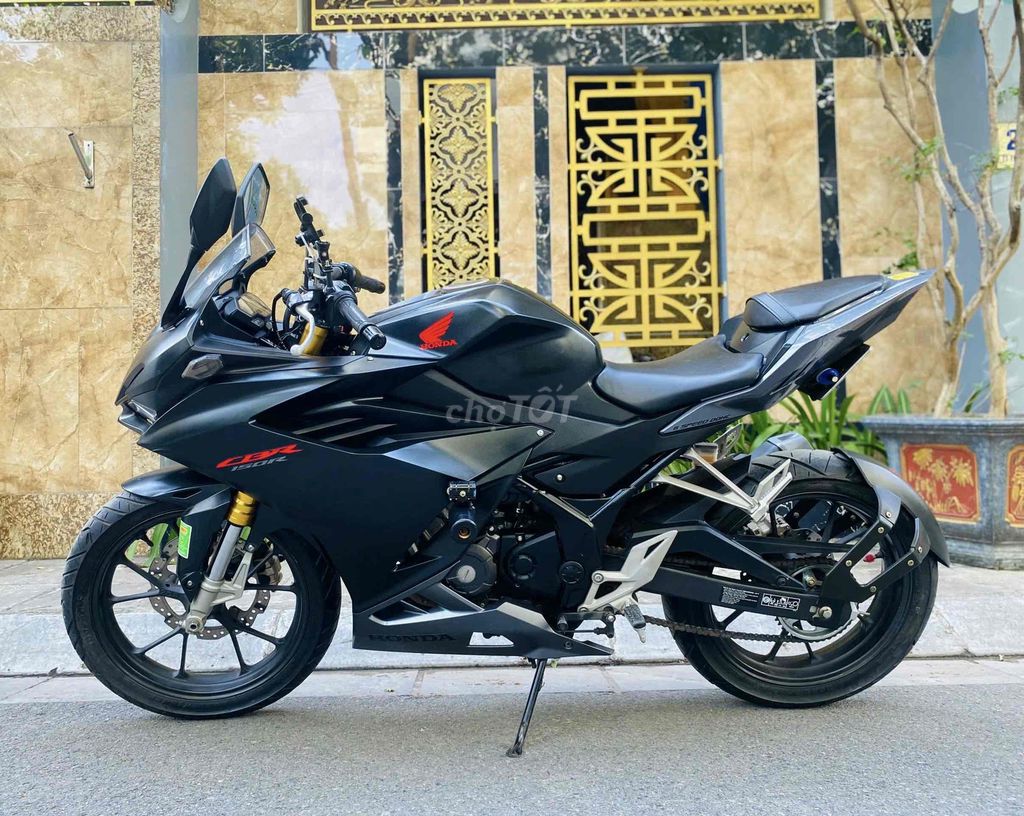 HONDA CBR150 ABS FI cuối 2022 biển TP Xe lướt. Mua bán Xe máy tại Quận Cầu Giấy Hà Nội được đăng bởi Tong motor xe may hình 4