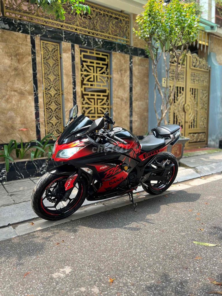 Kawasaki NINJA 300 abs 2017 Đen đỏ độ nhiều đồ đep