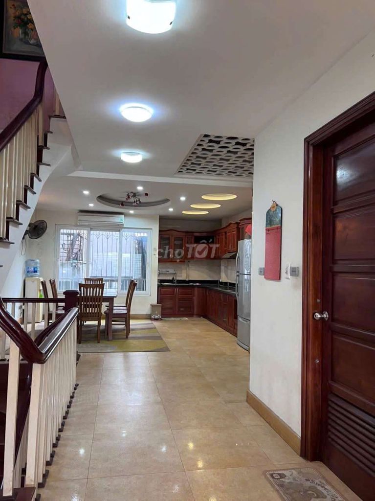CHO THUÊ NHÀ NGUYÊN CĂN NGỌC THỤY, LONG BIÊN - THOÁNG SÁNG, Ô VÀO NHÀ. Cho thuê nhà ở tại Quận Long Biên Hà Nội được đăng bởi Duy Phương hình 3