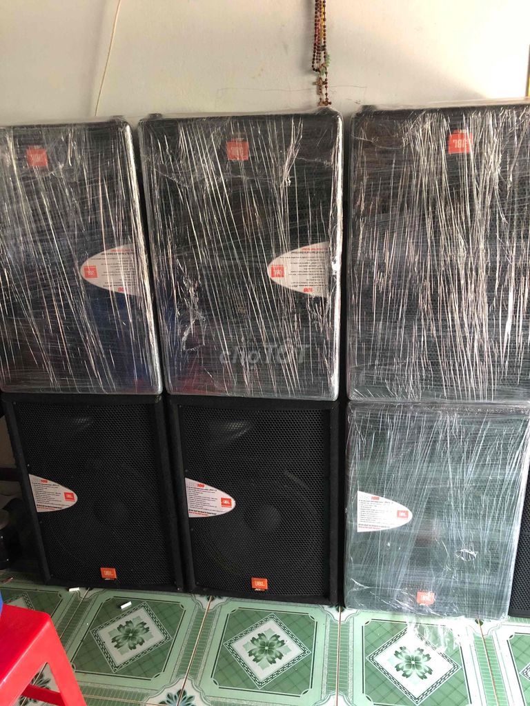 Loa JBL JRX 115 Đen USA. Mua bán Tivi, Âm thanh tại Huyện Thống Nhất Đồng Nai được đăng bởi TRẦN NHI hình 1