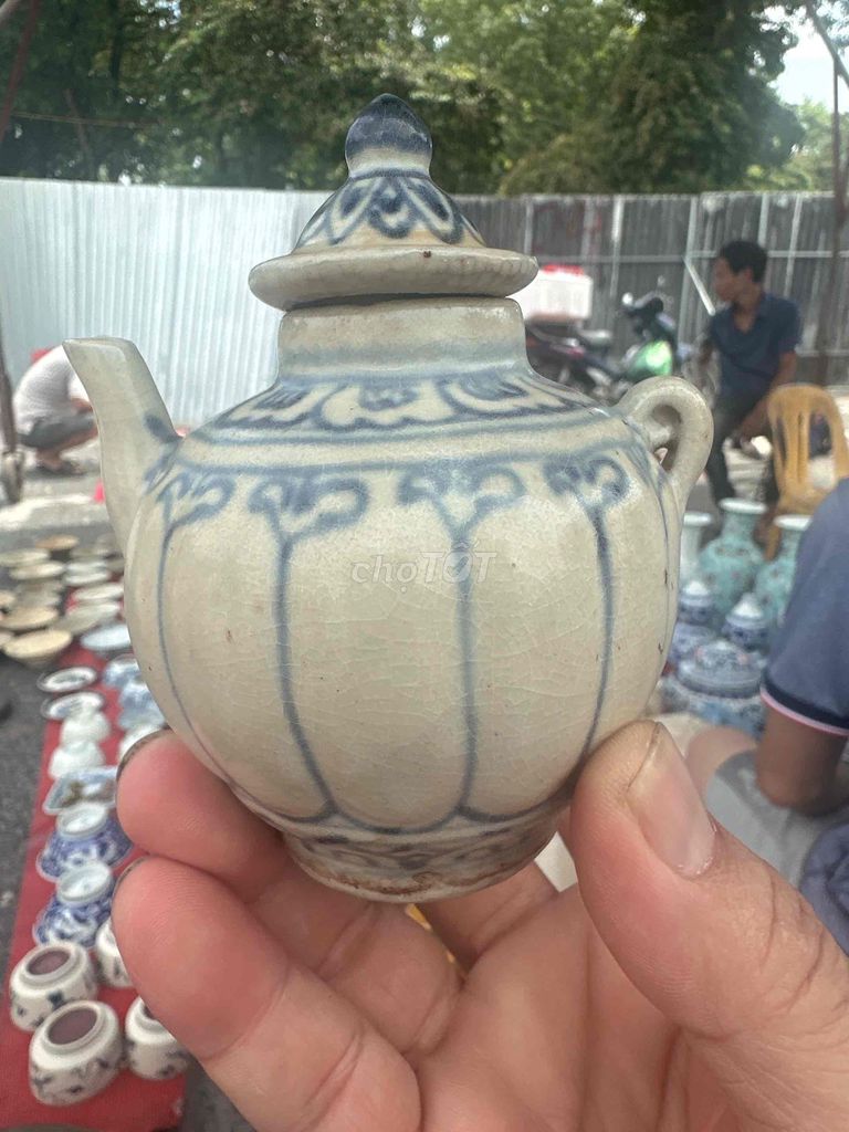 Ấm trà gốm sứ Trắng, xanh decor. Mua bán Nội thất, đồ gia dụng khác tại Quận Đống Đa Hà Nội được đăng bởi ba duy hình 1