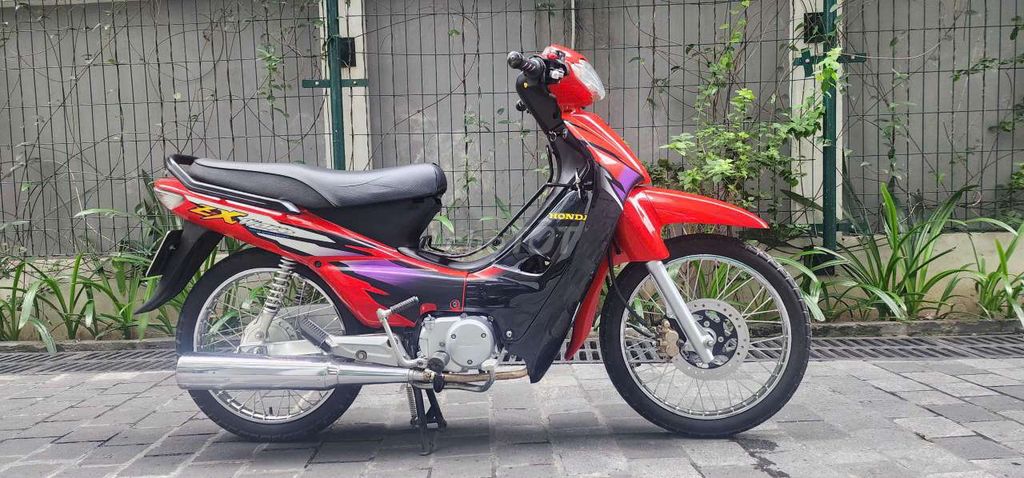 Honda wave zx 2k10 màu đỏ biển Hà Nội chính chủ. Mua bán Xe máy tại Quận Ba Đình Hà Nội được đăng bởi Quân hình 3