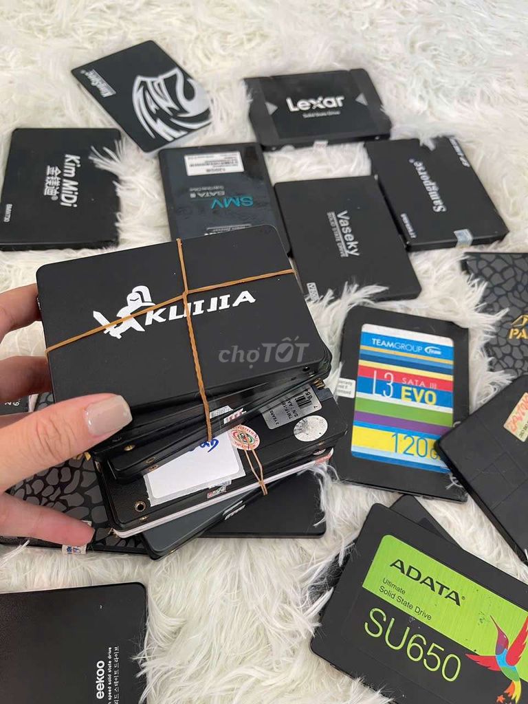 Ổ cứng ssd 120gb -128gb sẵn win . SK trên 96 200k