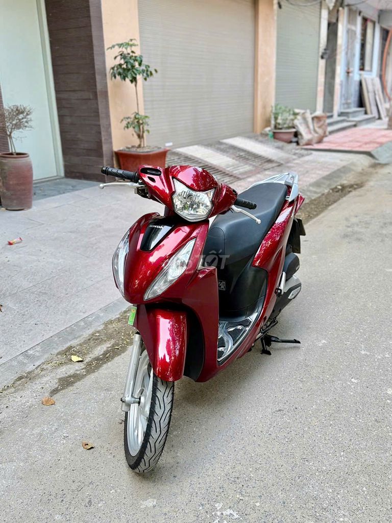 Honda Vision 2021 nguyên bản màu đỏ. Mua bán Xe máy tại Quận Bắc Từ Liêm Hà Nội được đăng bởi XE MÁY ÁNH QUÂN hình 4
