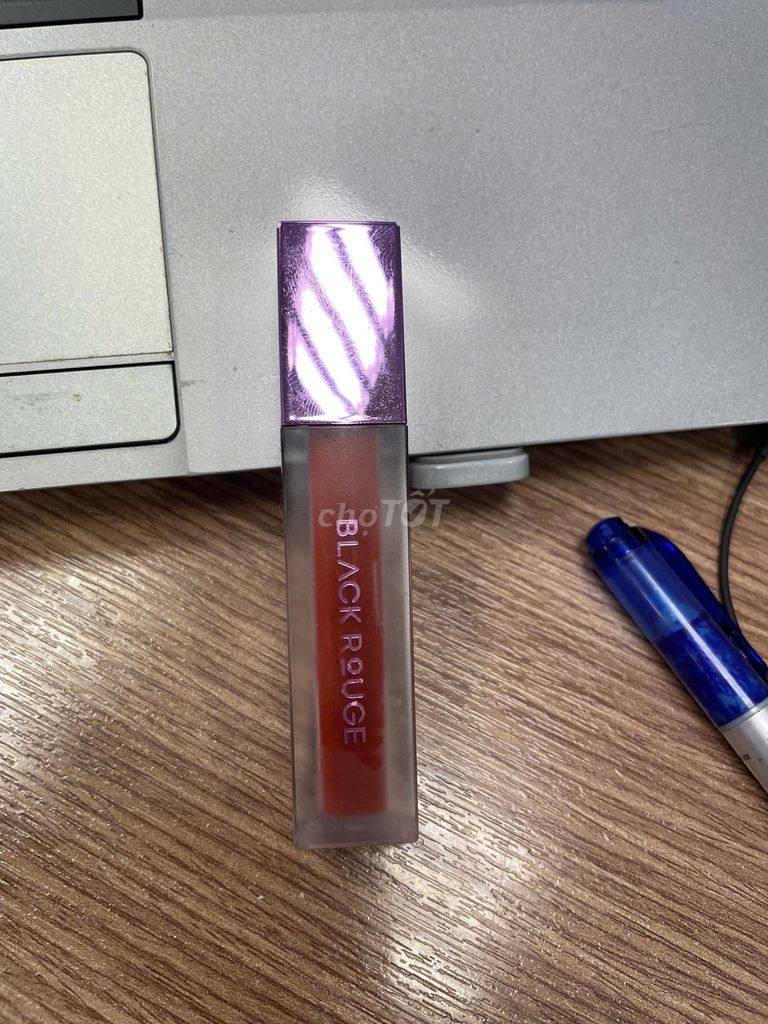 Son môi Black Rouge Đỏ Nữ. Mua bán Phụ kiện thời trang khác tại Quận 7 Tp Hồ Chí Minh được đăng bởi Loan hình 1
