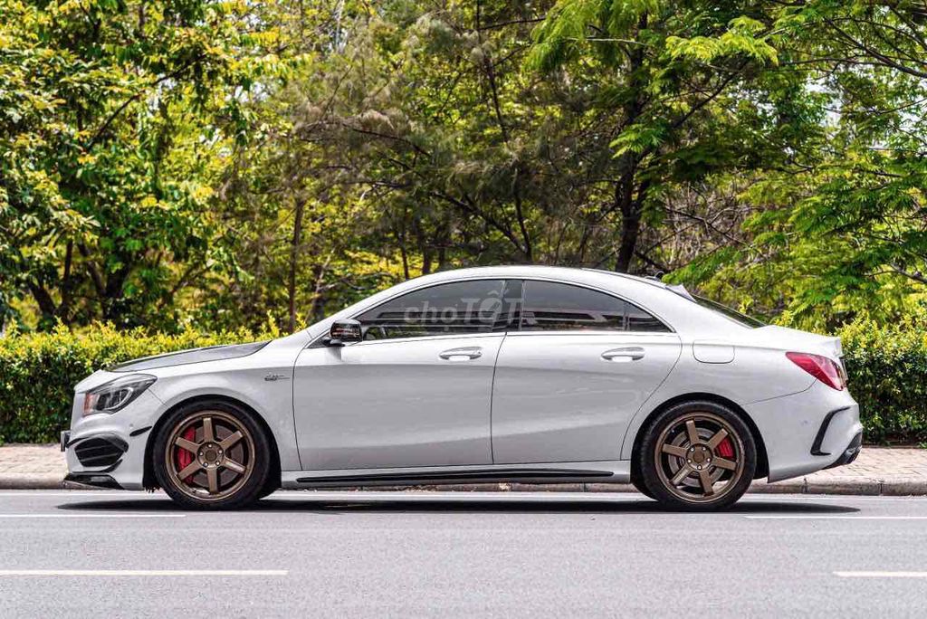 CLA45 4Matic Model 2016 màu trắng 360 Hp mạnh mẽ. Mua bán Ô tô tại Quận 7 Tp Hồ Chí Minh được đăng bởi Dương Phương hình 4