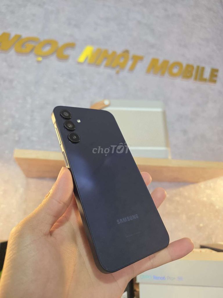 Samsung A15 (8/128) Zin Như Mới. Mua bán Điện thoại tại Thành phố Buôn Ma Thuột Đắk Lắk được đăng bởi Nguyễn Ngọc Nhật hình 1