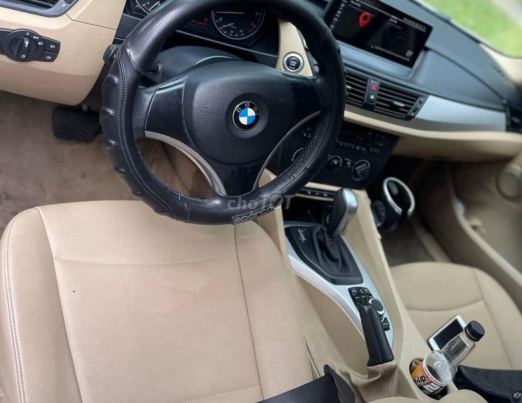 BMW X1 xDrive28i 2010 черный