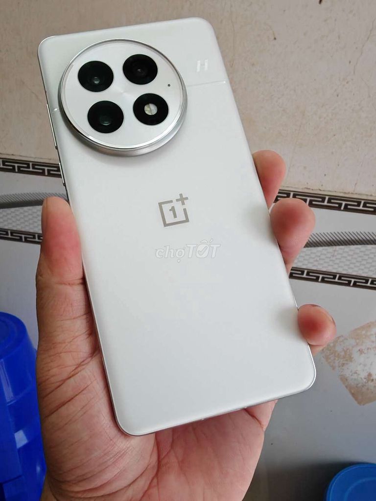 OnePlus 13 256GB Trắng. Mua bán Điện thoại tại Quận Ninh Kiều Cần Thơ được đăng bởi Tuấn hình 1