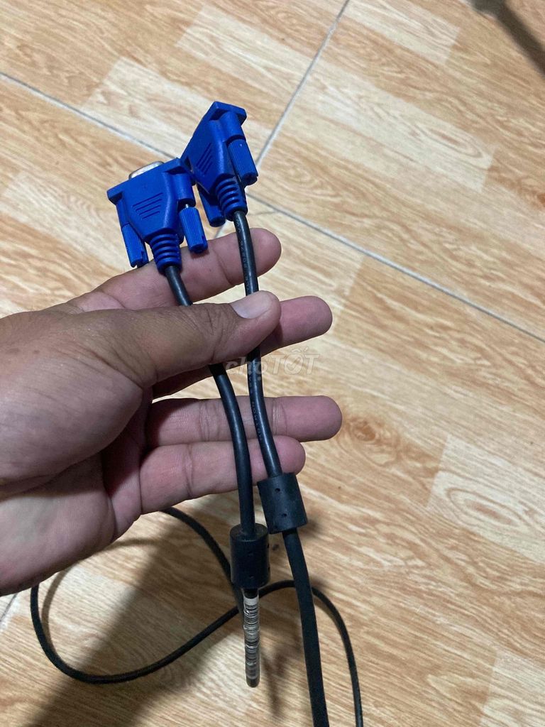 Dây cáp VGA Đen 1.5m Lọc nhiễu. Mua bán Phụ kiện (Màn hình, Chuột...) tại Thành phố Vĩnh Long Vĩnh Long được đăng bởi võ việt hình 1