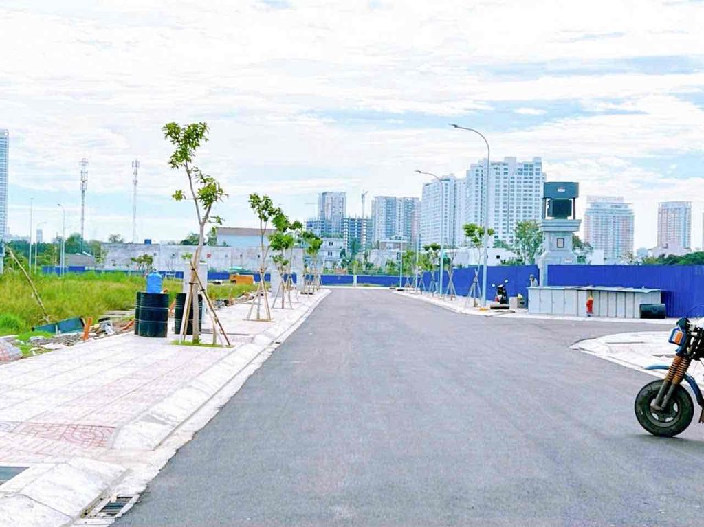Chính chủ bán đất Đào Sư Tích đối diện căn hộ Genesis