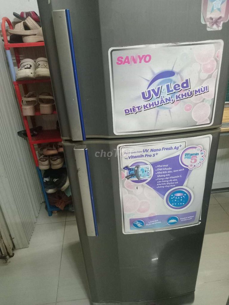 Tủ lạnh qua sử dụng Sanyo SR-U19JN(SU) Xám 180 lít. Mua bán Tủ lạnh tại Thành phố Long Xuyên An Giang được đăng bởi Lê Dũng hình 1