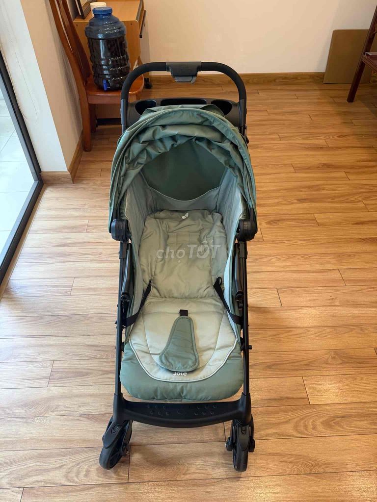 Xe đẩy Joie gấp gọn Xanh rêu Như mới. Mua bán Mẹ và bé tại Quận Cầu Giấy Hà Nội được đăng bởi Phạm Huy Hùng hình 1