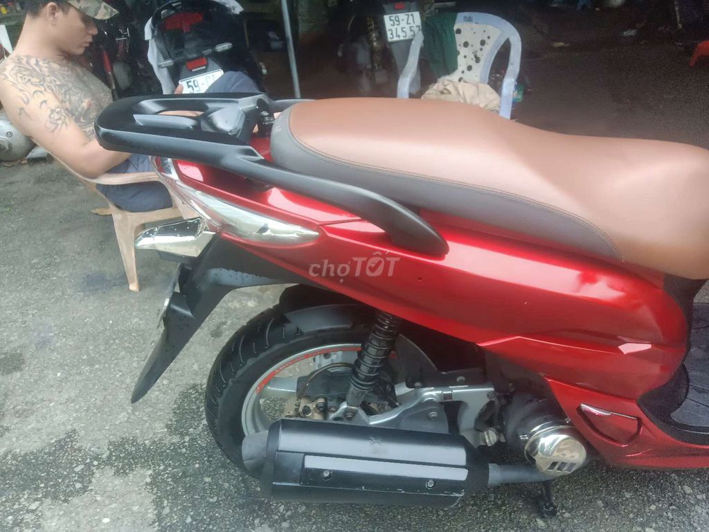 SYM Shark 150 Đỏ Kendy 23162 km. Mua bán Xe máy tại Huyện Nhà Bè Tp Hồ Chí Minh được đăng bởi thanhcuong Pham hình 7