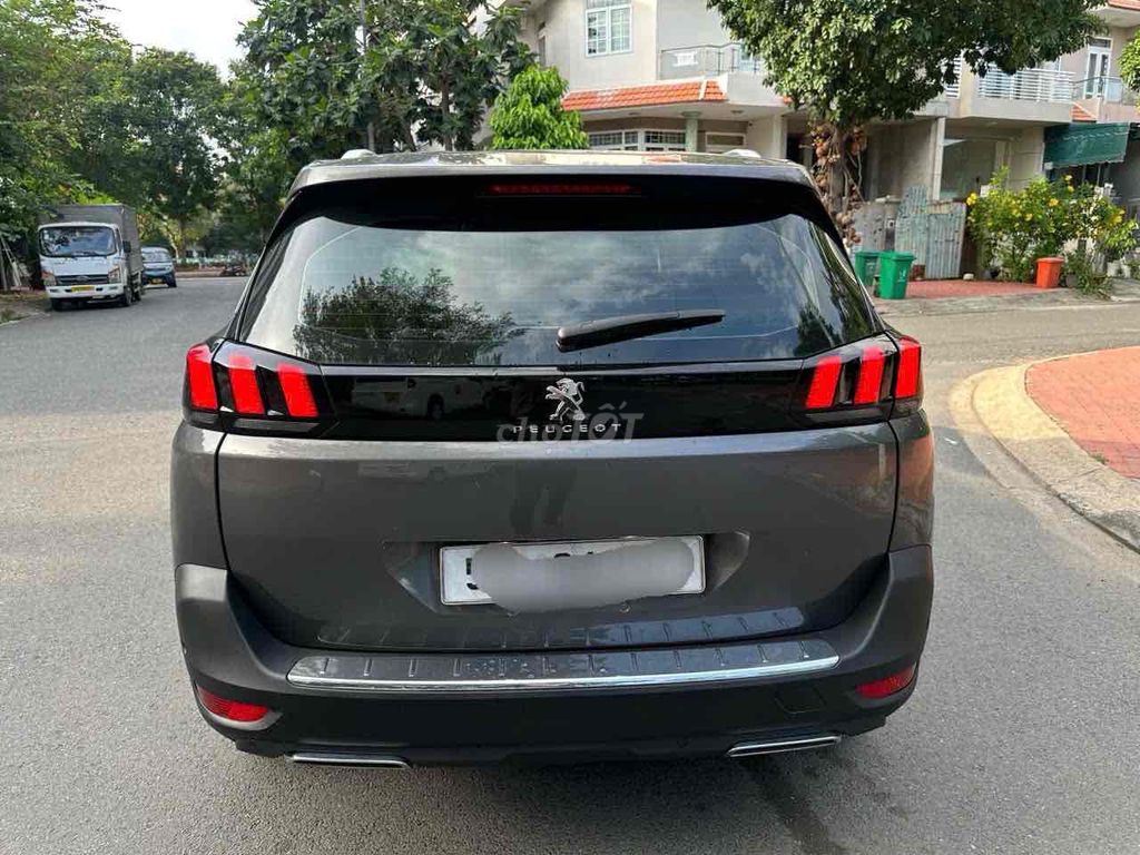 Peugeot 5008 2018 photo 5