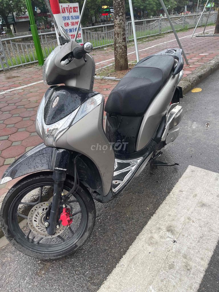 SH Mode 2020 Phanh ABS Đi Ít Bản Thể Thao Xe Đẹp. Mua bán Xe máy tại Quận Hai Bà Trưng Hà Nội được đăng bởi Tuấn Giang hình 1