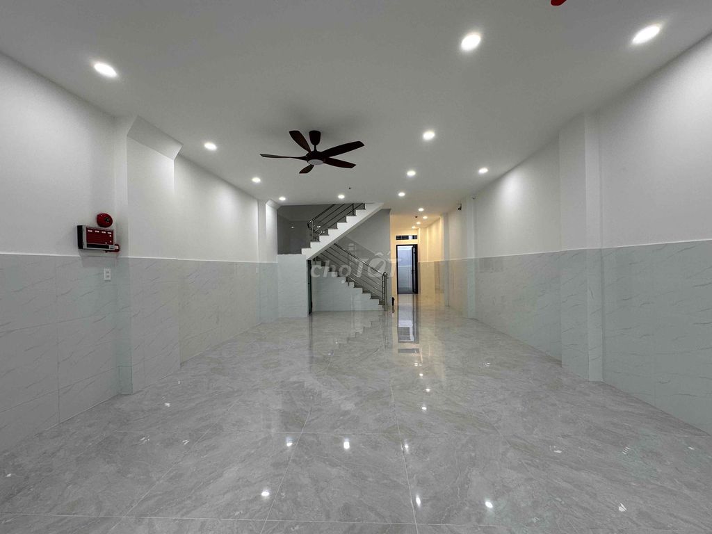 ‼️MẶT BẰNG CHO THUÊ , CỐT NHÀ MỚI 100% - KINH DOANH TỰ DO - NGAY CMT8