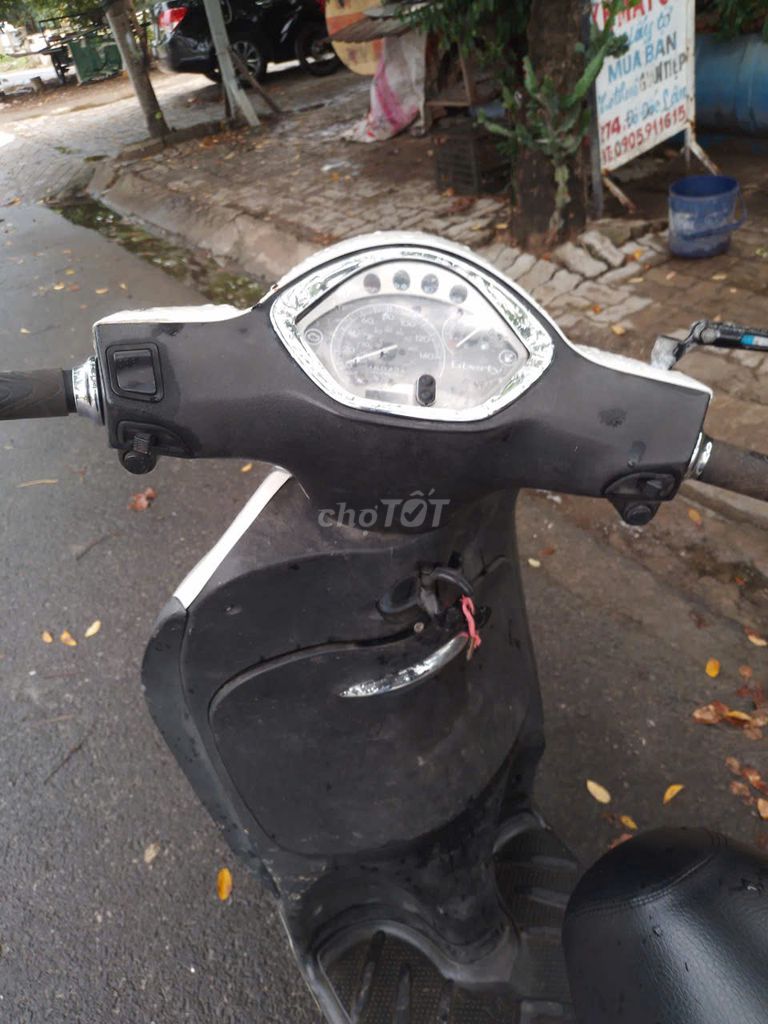 Piaggio Liberty белый Вьетнам