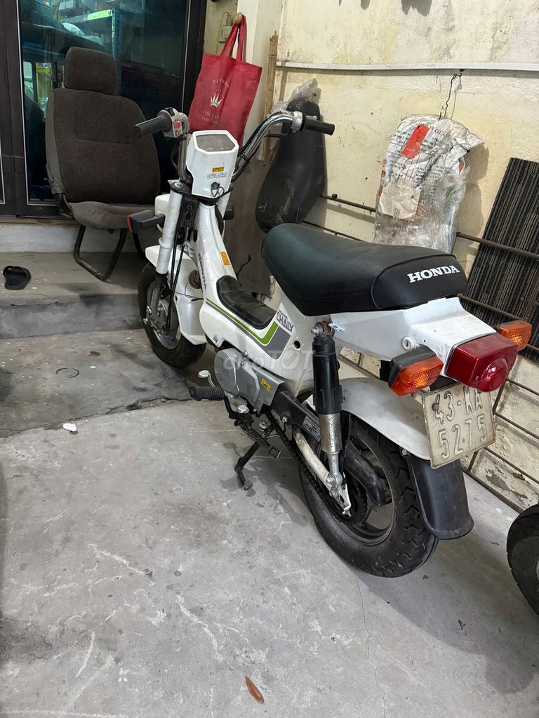 Honda Chaly 50cc màu Trắng. Mua bán Xe máy tại Thành phố Ninh Bình Ninh Bình được đăng bởi đặng tuấn ngọc hình 3