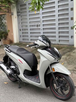 Honda sh350i 2021 1 chủ odo 18k, zin keng 9 chủ. Mua bán Xe máy tại   được đăng bởi TanNguyenStore 