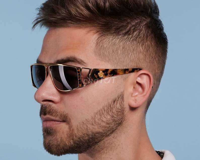 Kính râm Sting Nam. Mua bán Phụ kiện thời trang khác tại Quận Tây Hồ Hà Nội được đăng bởi Phong nguyễn hình 1