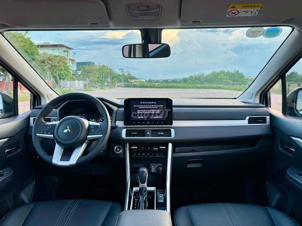 Mitsubishi Xpander 2024 Premium 1.5 AT - 7000 km. Mua bán Ô tô tại Quận Cẩm Lệ Đà Nẵng được đăng bởi nguyễn văn khoa hình 11