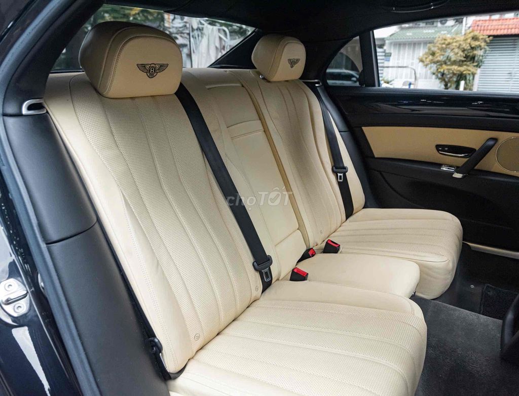 Bentley Flying Spur 2014 - 1 chủ - 45.000 km. Mua bán Ô tô tại Quận 7 Tp Hồ Chí Minh được đăng bởi Thật Nguyễn LongAnh Auto hình 13