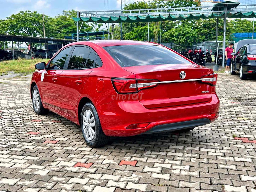 🚘MG5 2024 МКПП, просторный экономичный седан
