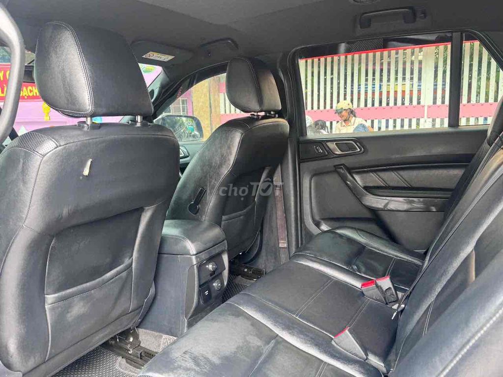 Ford everest 2019 titanium siêu đẹp. Mua bán Ô tô tại Quận 12 Tp Hồ Chí Minh được đăng bởi Tân hình 5