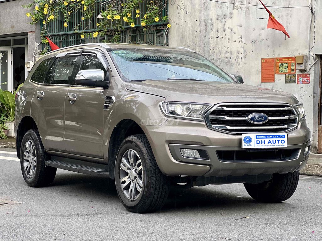 Everest Trend 2018 2.0 Chất xe đẹp - Giá hợp lý. Mua bán Ô tô tại Quận Gò Vấp Tp Hồ Chí Minh được đăng bởi DH AUTO FORD CHUYÊN XE FORD LƯỚT CHẤT LƯỢNG CAO hình 2