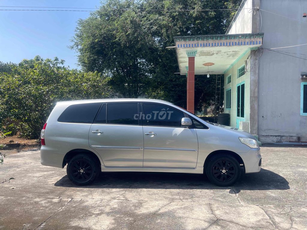 Toyota Innova 2016. Mua bán Ô tô tại Thị xã Tân Uyên Bình Dương được đăng bởi TÂM BÌNH DƯƠNG hình 4