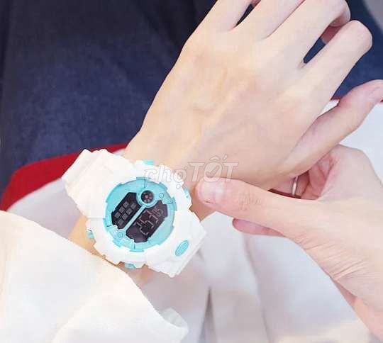 đồng hồ điện tử. Mua bán Thiết bị đeo thông minh tại Quận 12 Tp Hồ Chí Minh được đăng bởi Trần Mai Thanh Phương hình 1
