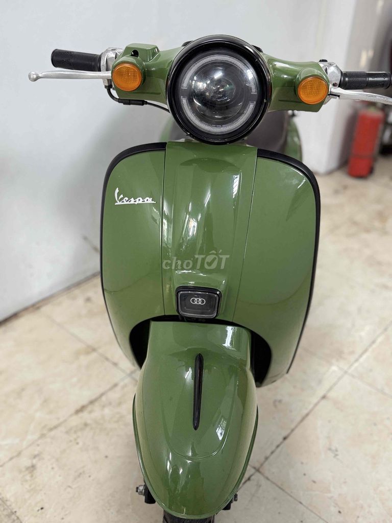 Thanh lý Vecpa 50cc 2024 siêu mới. Mua bán Xe máy tại Quận Bắc Từ Liêm Hà Nội được đăng bởi Hữu Nhuận hình 2