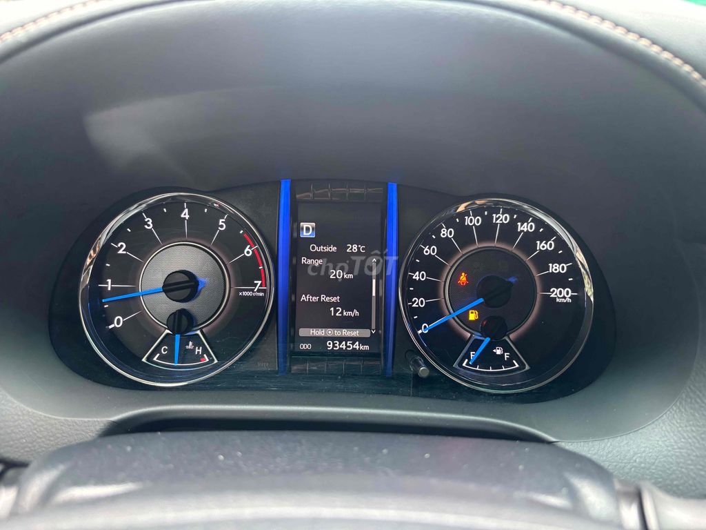 Toyota Fortuner 4x2 TRD 2019 - XE CỰC CHẤT. Mua bán Ô tô tại Thành phố Dĩ An Bình Dương được đăng bởi Dương hình 11