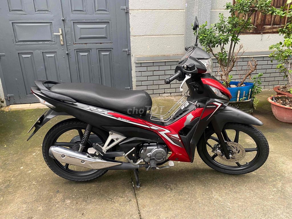 RSX fi mâm bstp 9 chủ kí bao zin ken. Mua bán Xe máy tại Quận Tân Bình Tp Hồ Chí Minh được đăng bởi CÁ NHÂN   9 CHỦ hình 3