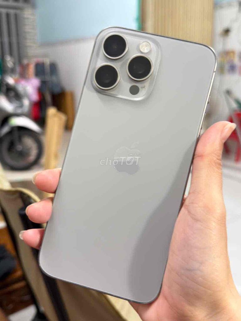 iPhone 15 Pro Max 256GB Xám. Mua bán Điện thoại tại Thành phố Biên Hòa Đồng Nai được đăng bởi Huỳnh  hình 1