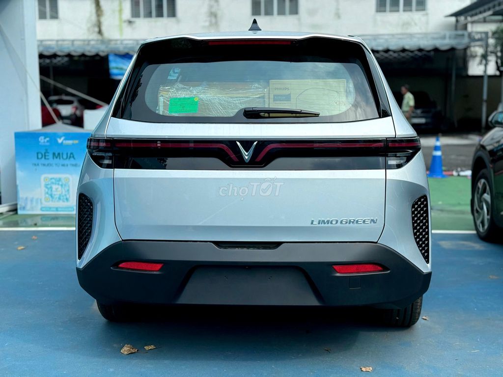 VINFAST LIMO GREEN ƯU ĐÃI LÊN ĐẾN 65 TRIỆU. Mua bán Ô tô tại Quận Tân Phú Tp Hồ Chí Minh được đăng bởi Chí Nhân VinFast hình 9