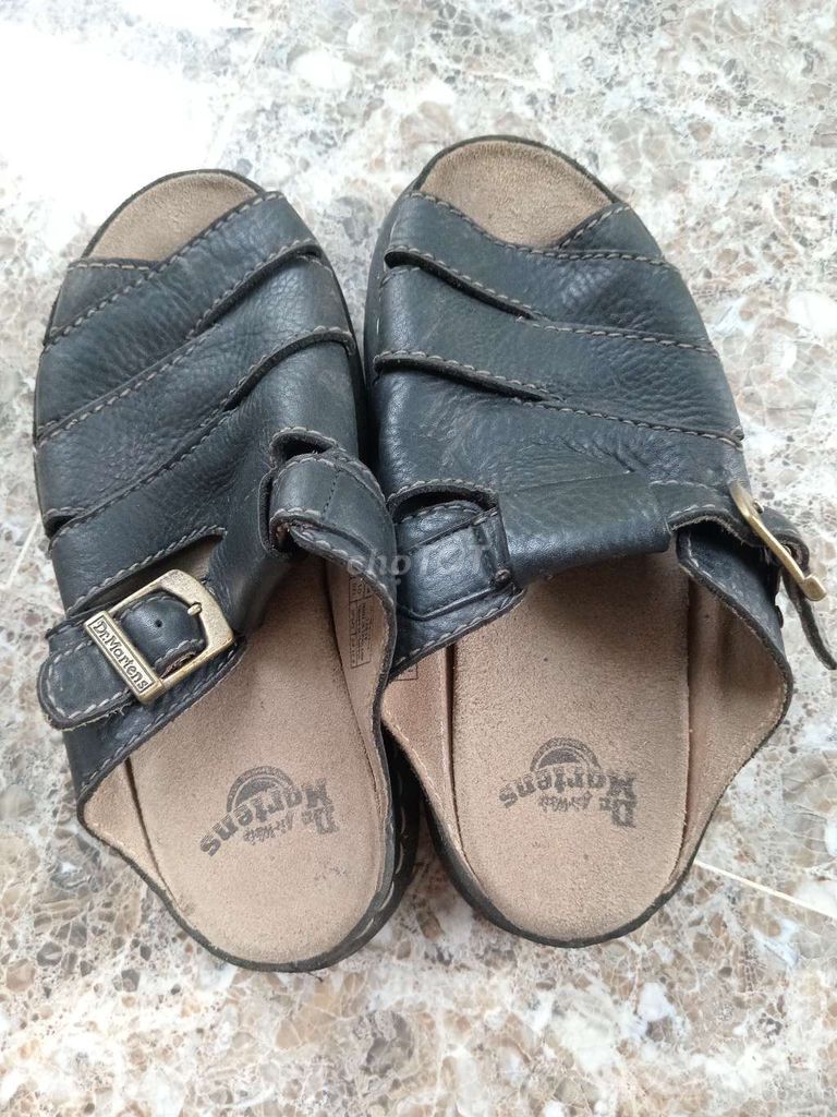 Dép Dr. Martens Da Đen Size 42. Mua bán Giày dép tại Huyện Thanh Bình Đồng Tháp được đăng bởi Van Van hình 1