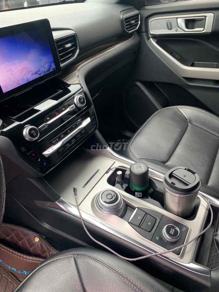 Ford Explorer 2021 Đky2022. Hãng bán - 55000 km. Mua bán Ô tô tại Quận 12 Tp Hồ Chí Minh được đăng bởi Huyền Vi Ford quận 12 hình 15