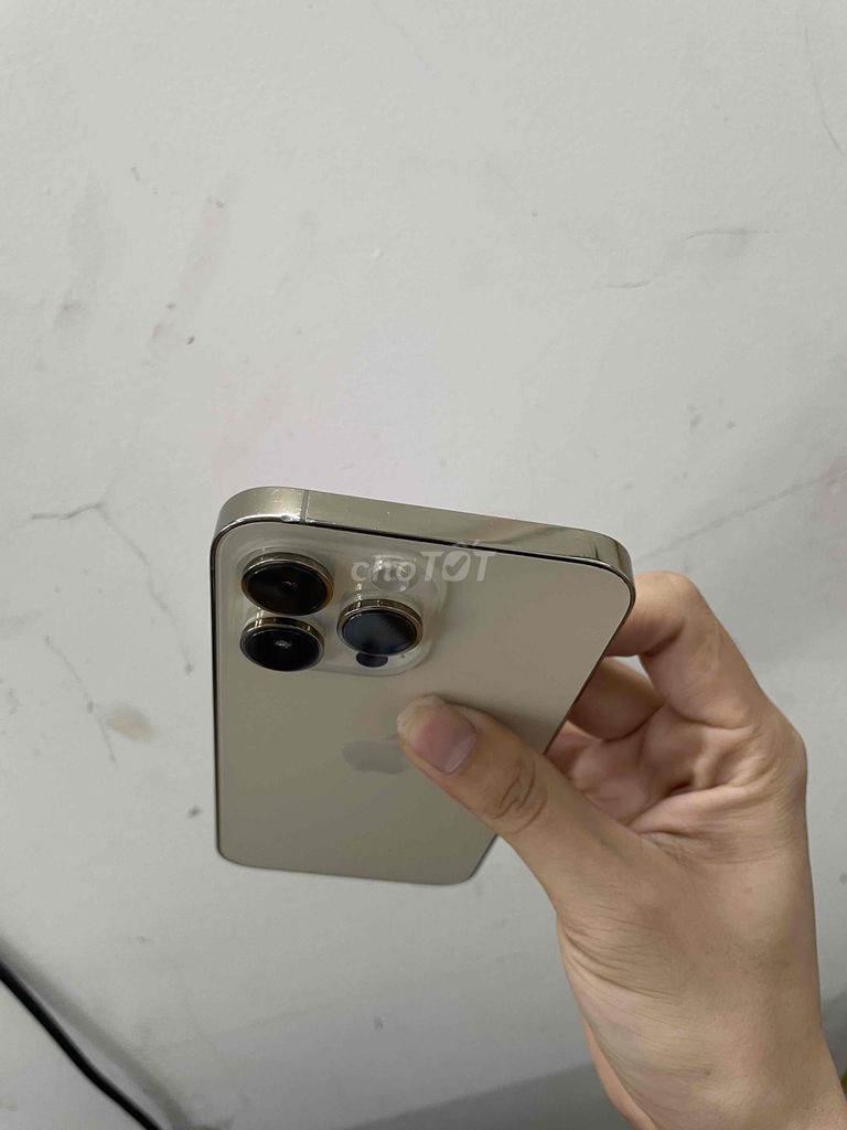 Apple iPhone 14 Pro Max 128GB Vàng. Mua bán Điện thoại tại Thành phố Biên Hòa Đồng Nai được đăng bởi Hoang  hình 1