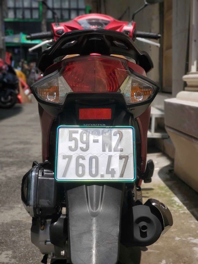 Honda Vision 2020 Đỏ nhám. Mua bán Xe máy tại Quận 8 Tp Hồ Chí Minh được đăng bởi Thiệu Tuấn hình 8